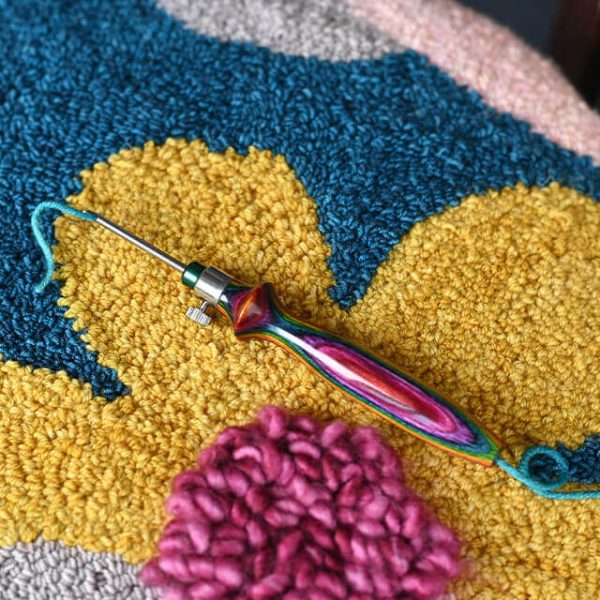 the-vibrant-punch-needle-set-3 Kilpinio siuvinėjimo adatų rinkinys KnitPro Vibrant