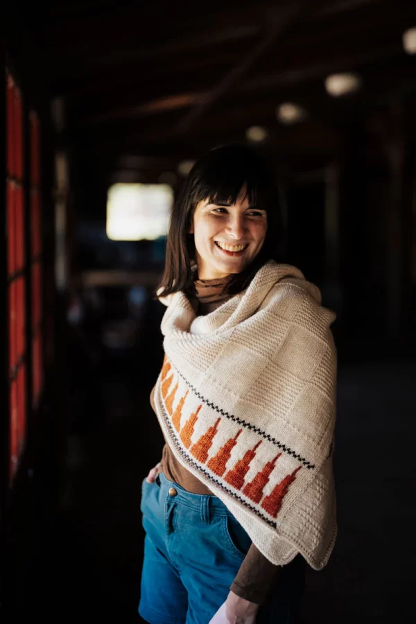 LindseyF_CabinGamesHap.eng Knyga TRAILS & VALLEYS: KNITWEAR FOR FAMILY ADVENTURES