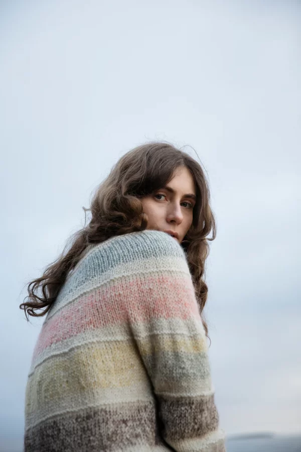 pauliina_kuunsola_Angel_Aura_Quartz Knyga SOOTHING STITCHES: KNITS FOR A QUIET MIND